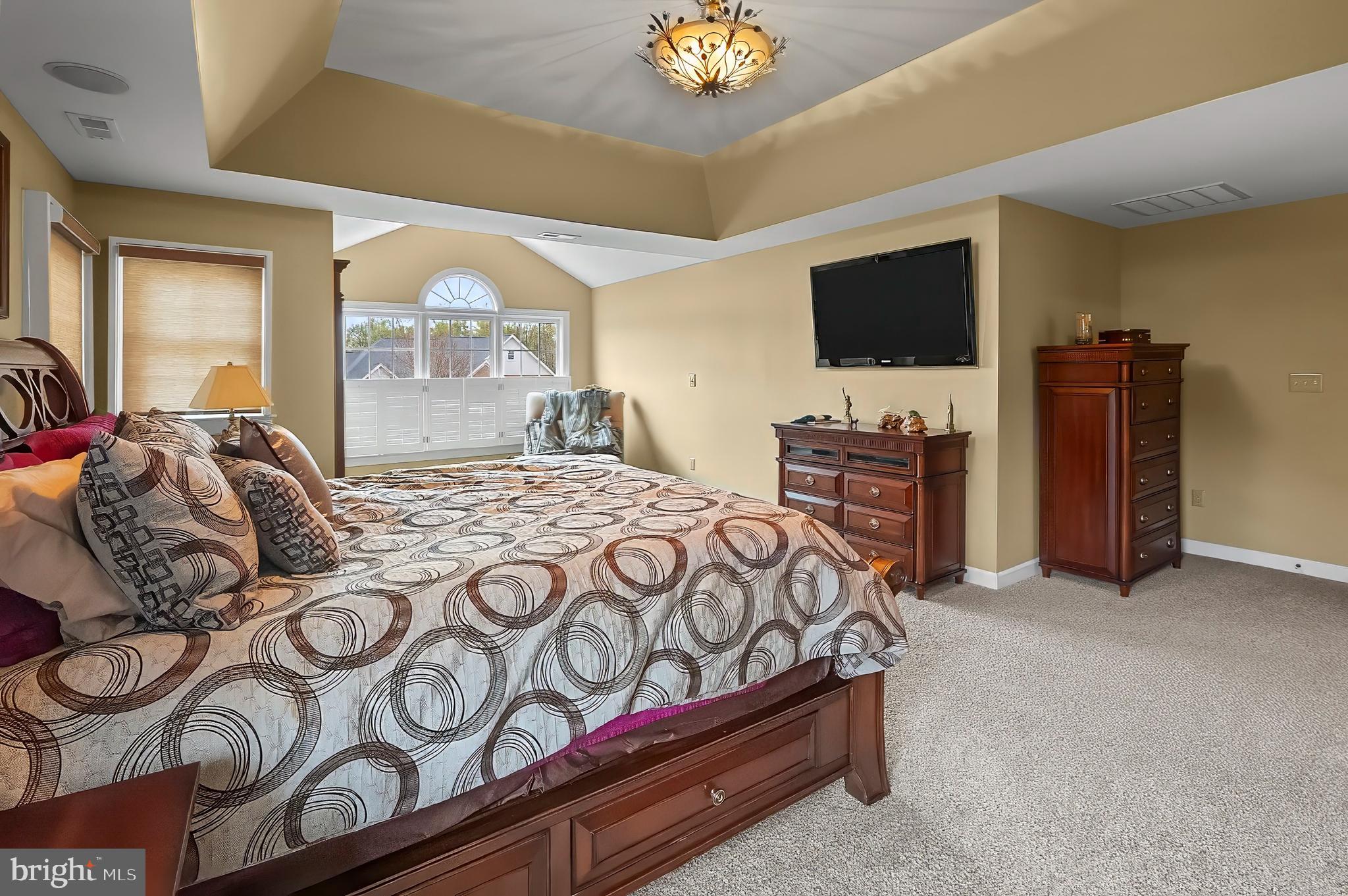 WILLOW CHASE - Residential