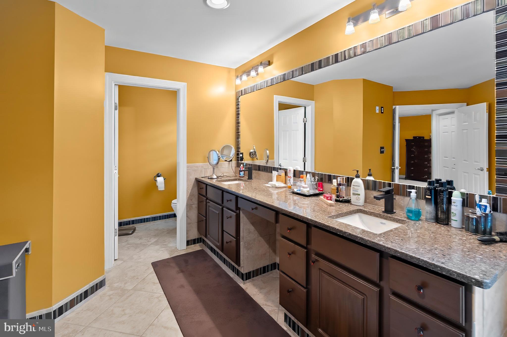 WILLOW CHASE - Residential