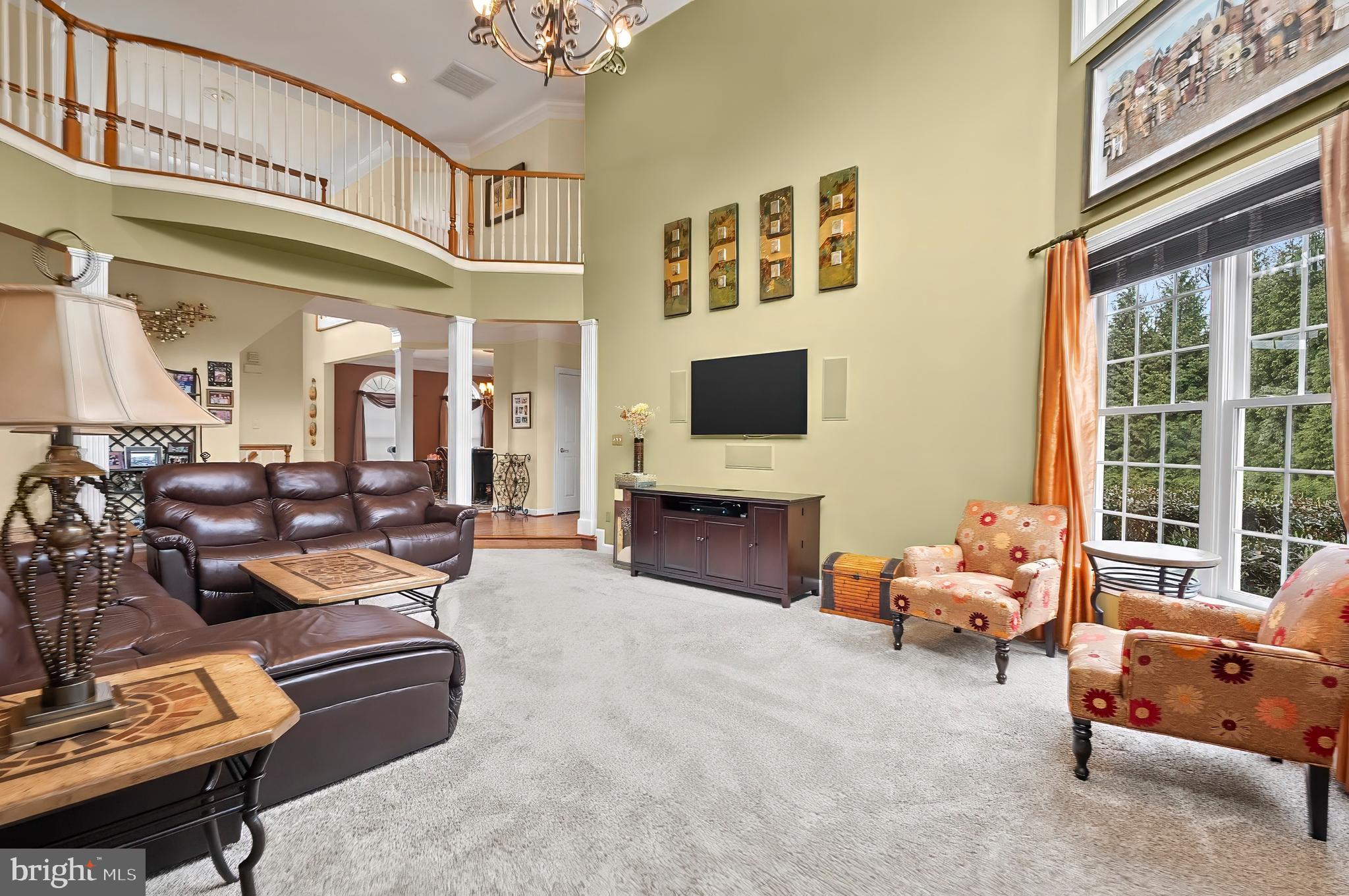 WILLOW CHASE - Residential