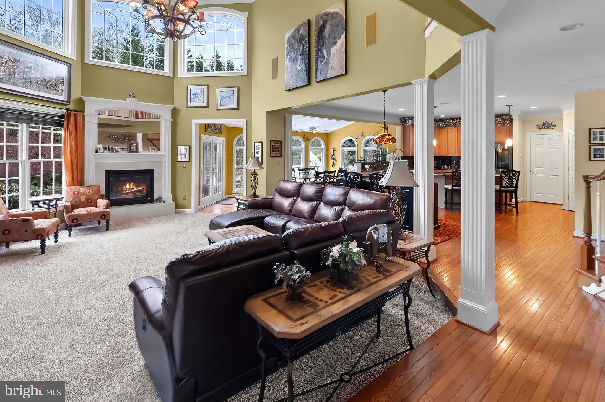 WILLOW CHASE - Residential
