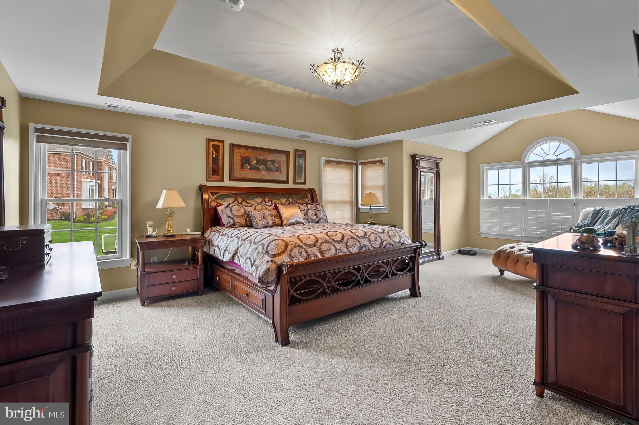 WILLOW CHASE - Residential