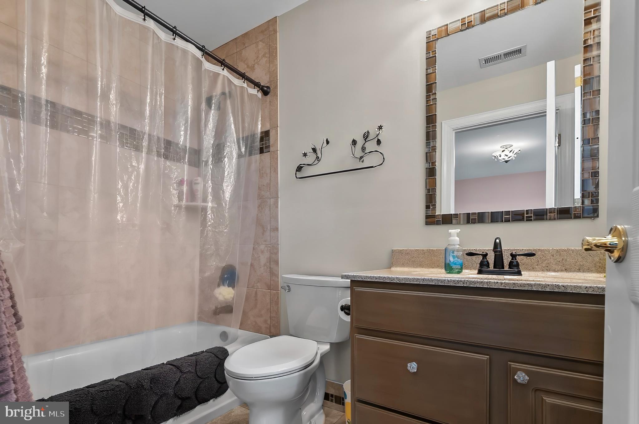WILLOW CHASE - Residential