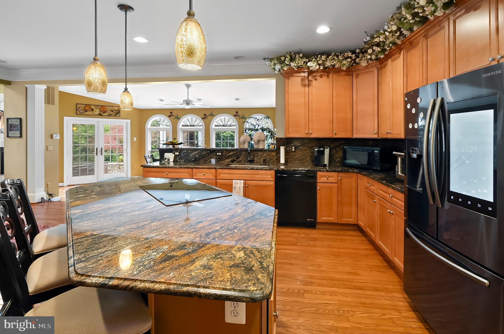 WILLOW CHASE - Residential