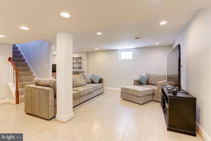 PARKVILLE HEIGHTS - Residential