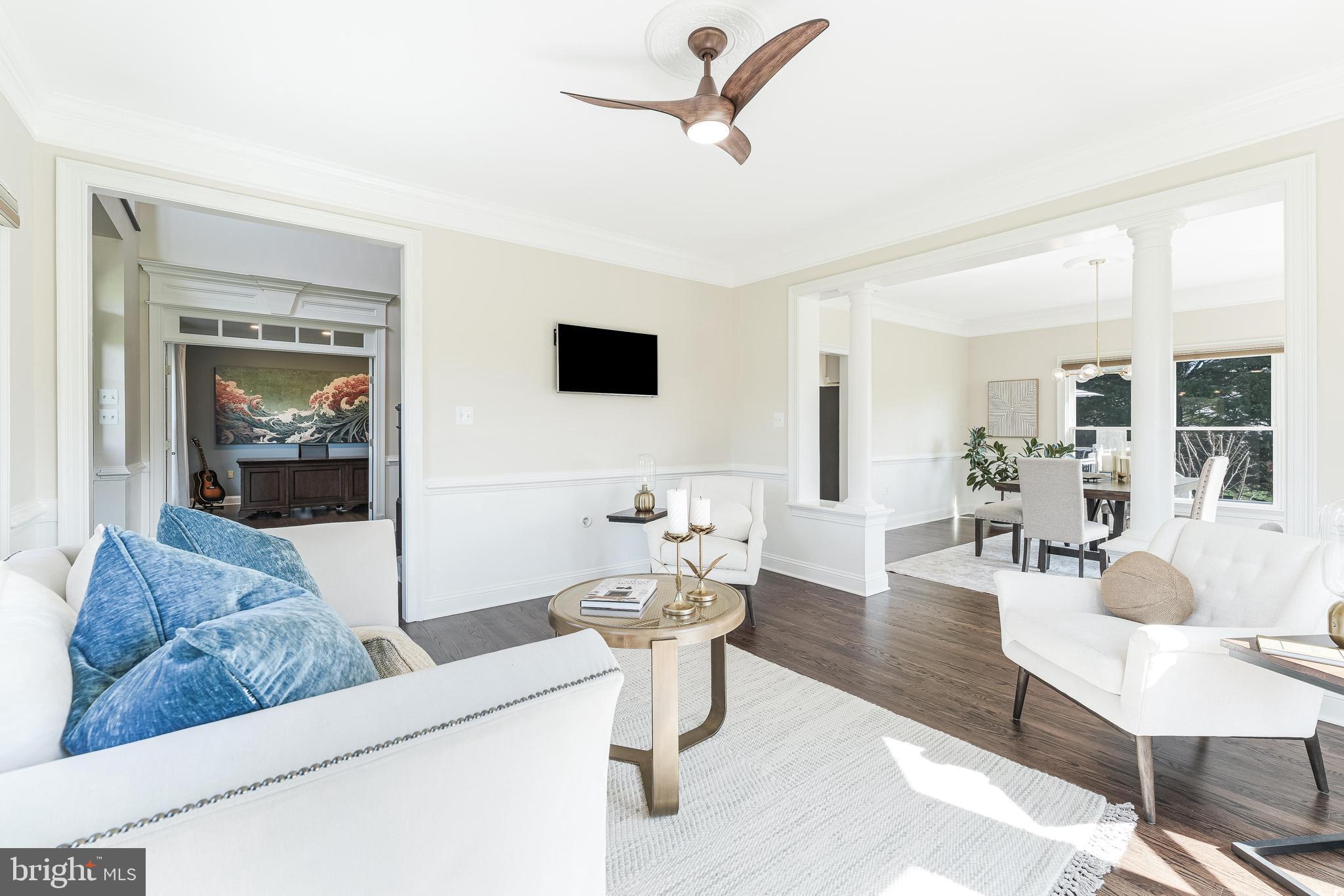 FARMINGTON ON THE GREEN - Residential