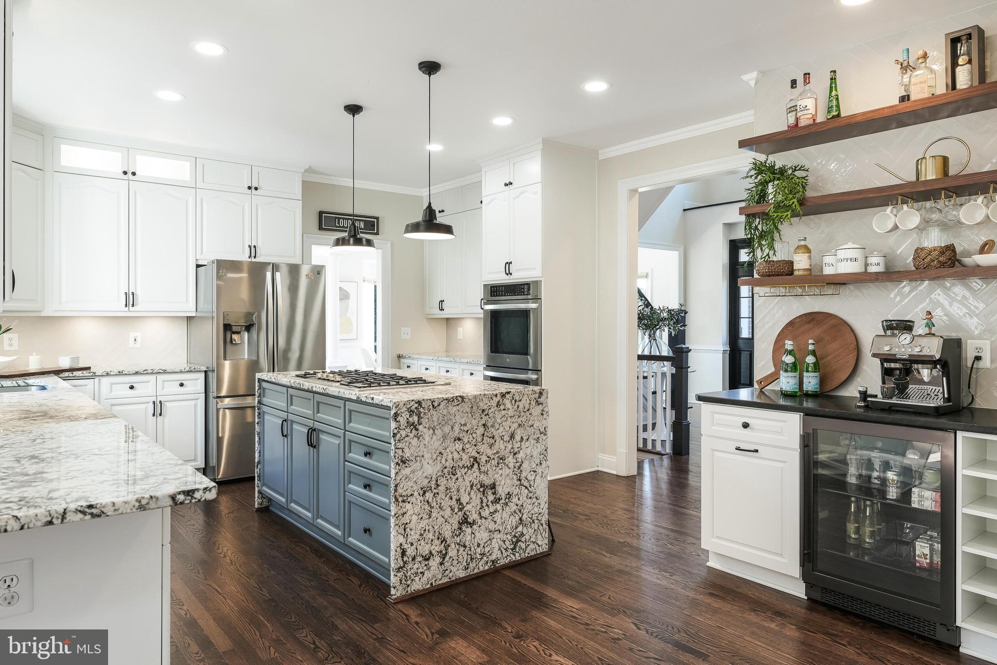 FARMINGTON ON THE GREEN - Residential