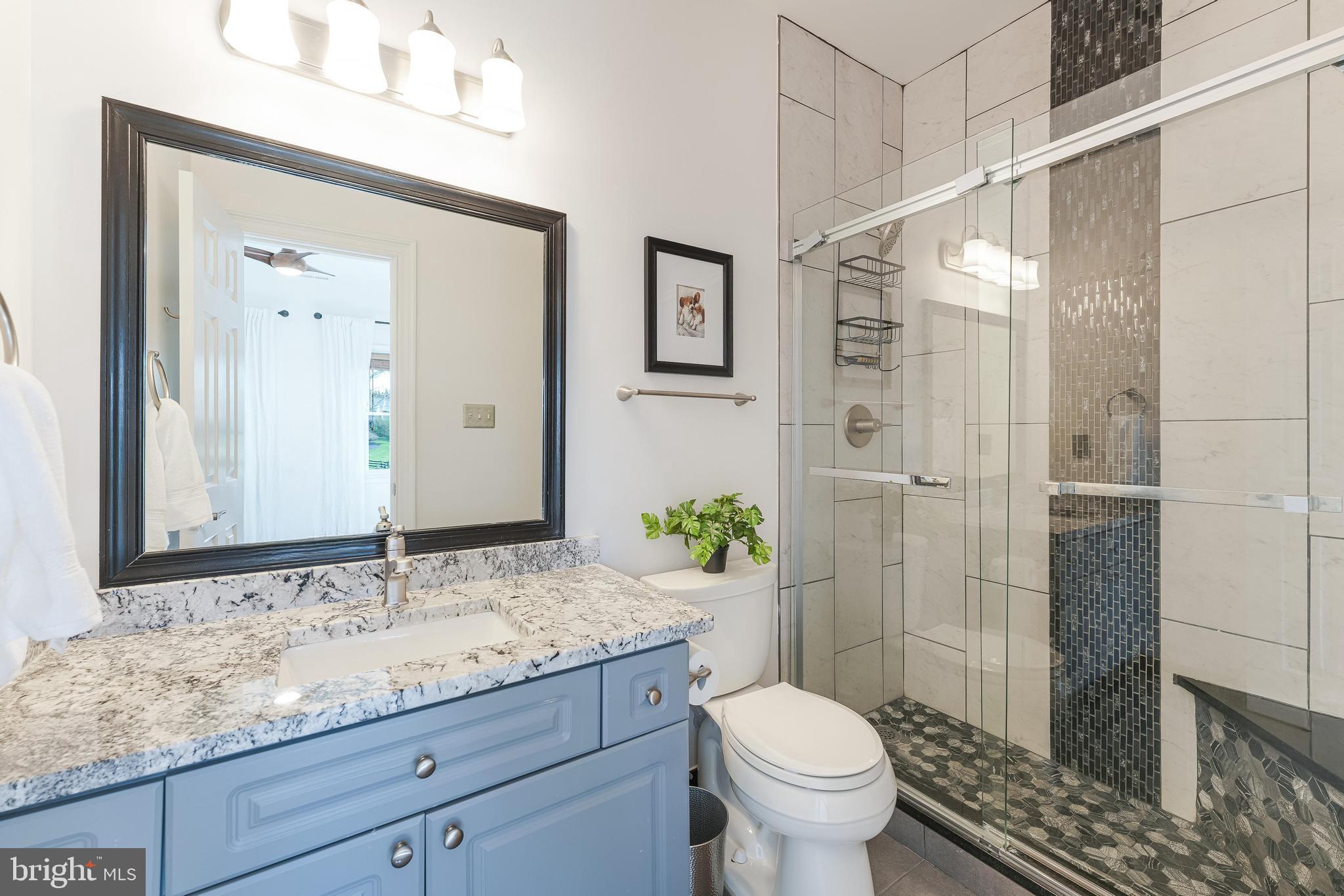 FARMINGTON ON THE GREEN - Residential