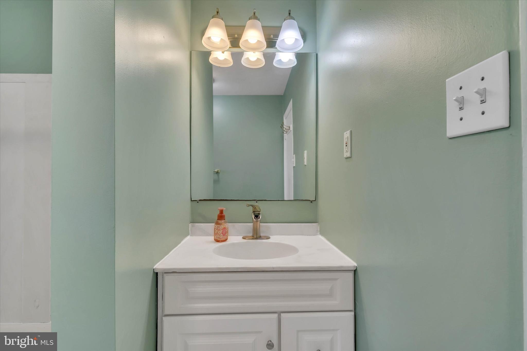 LINTHICUM HEIGHTS - Residential