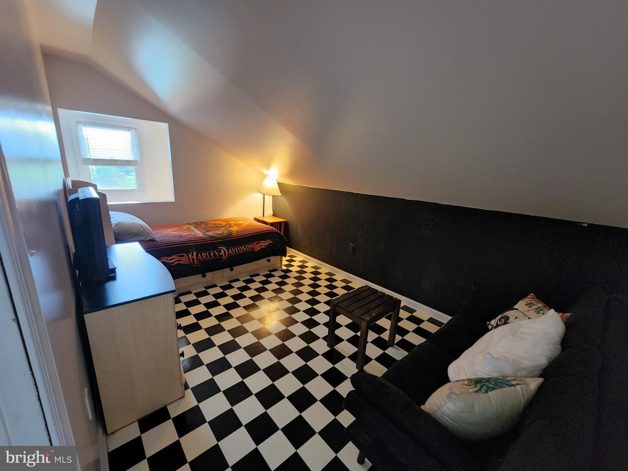 SLEEPY CREEK ORCHARD - Residential