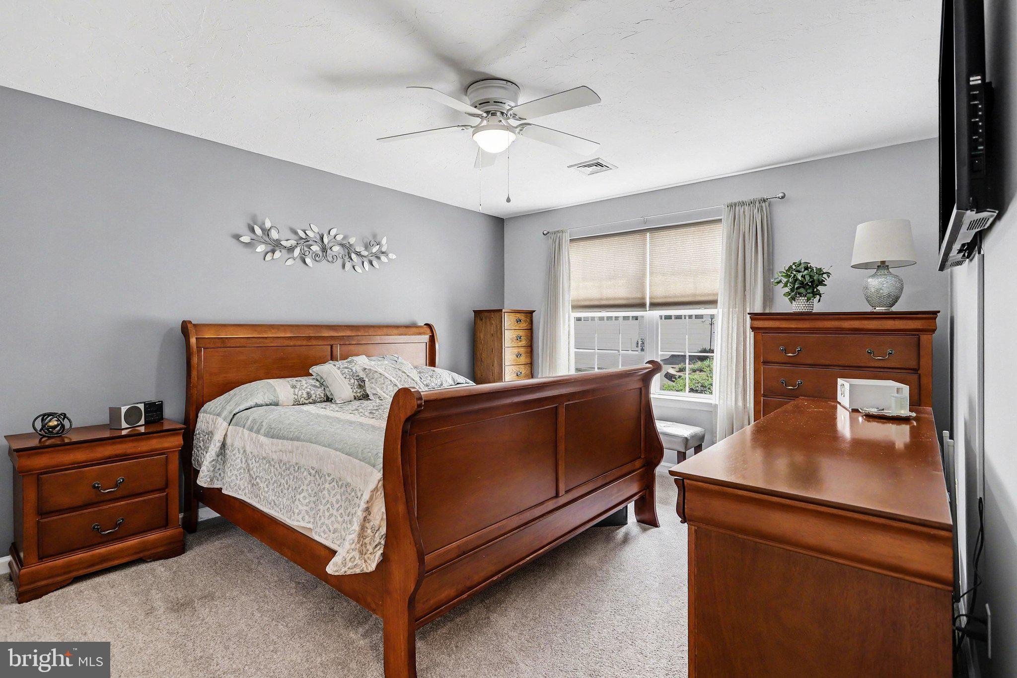 JACKSON HEIGHTS - Residential