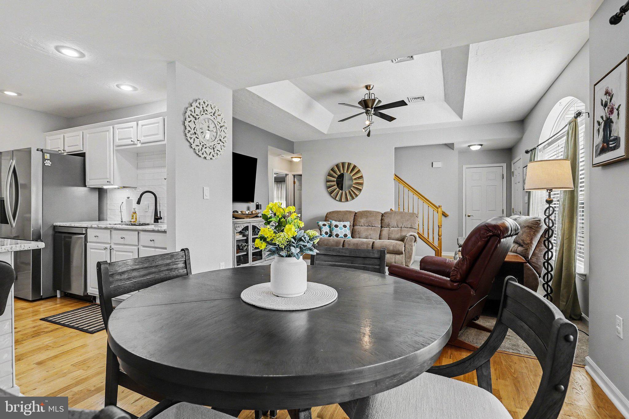 JACKSON HEIGHTS - Residential