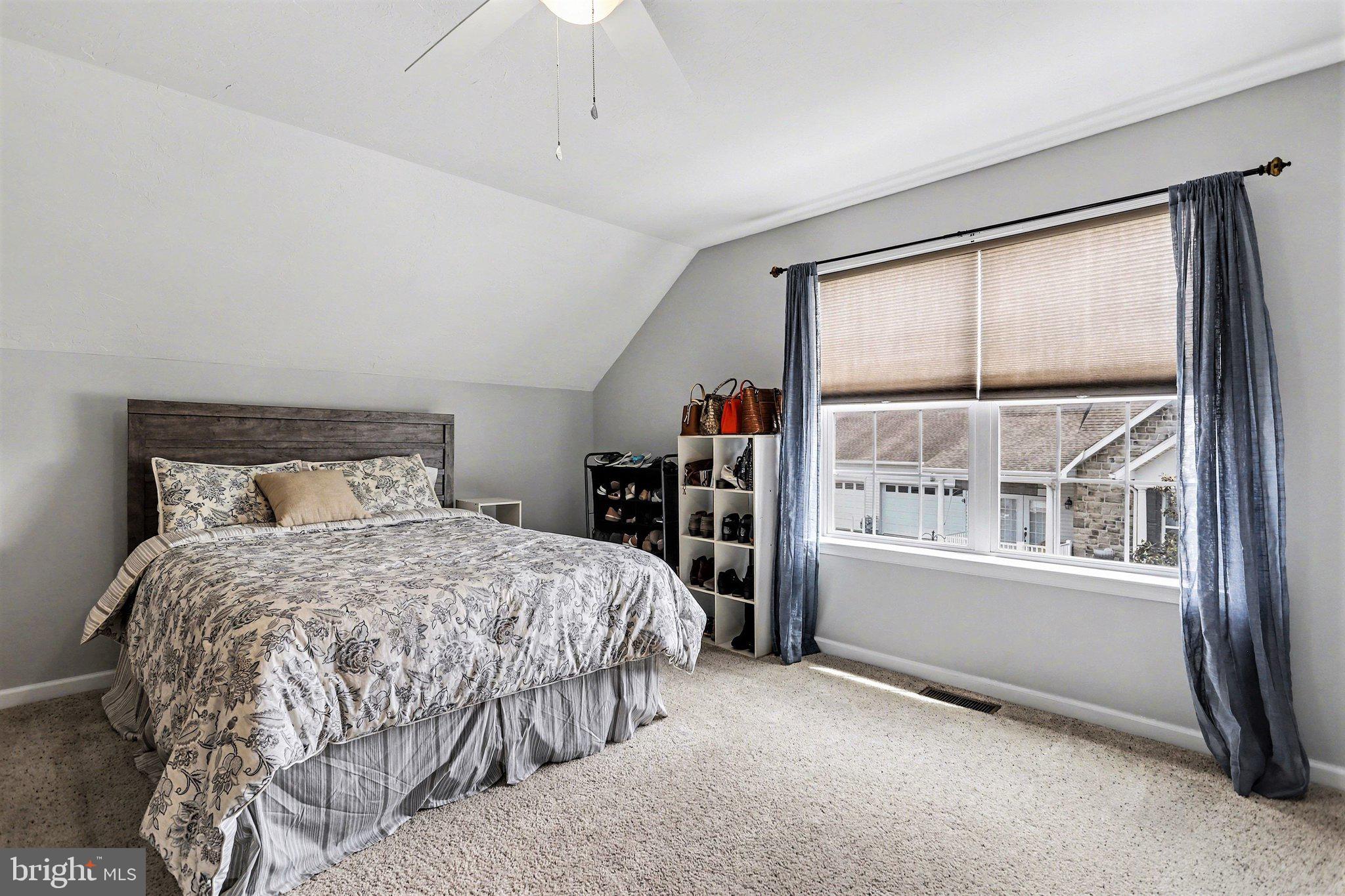 JACKSON HEIGHTS - Residential