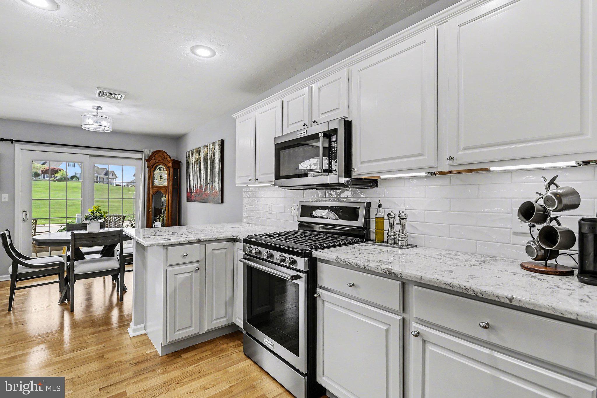 JACKSON HEIGHTS - Residential