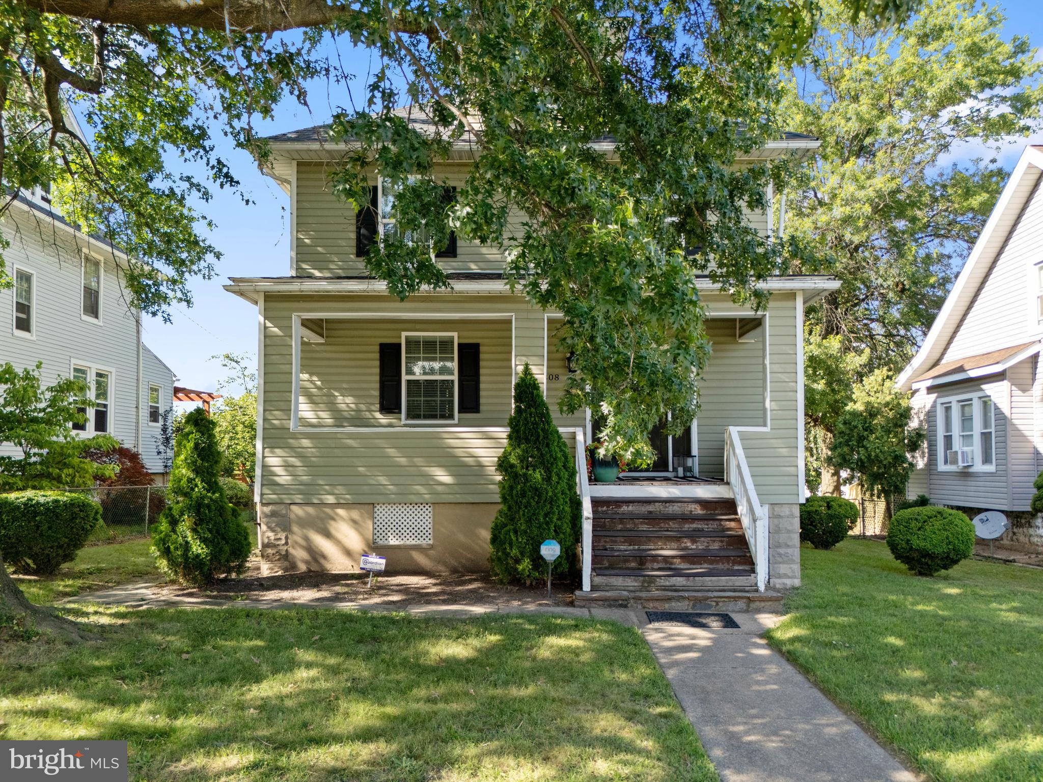 2808 E NORTHERN PARKWAY