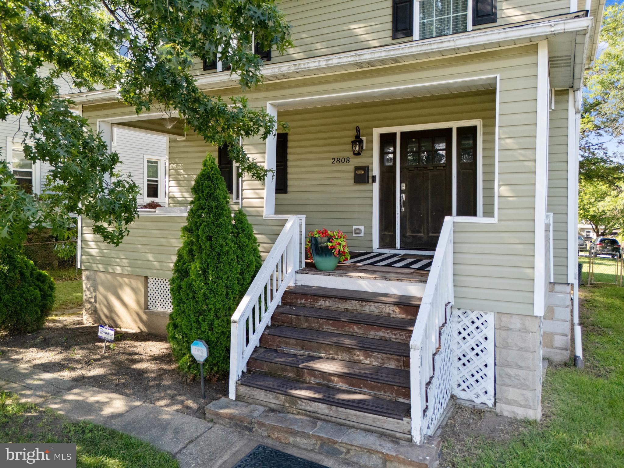 2808 E NORTHERN PARKWAY