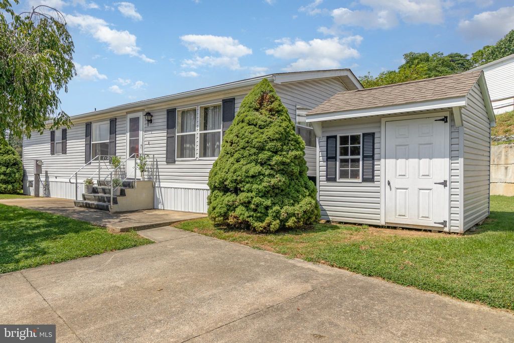 Photo of 1211 Oak Street, NEW PROVIDENCE, PA 17560 (MLS # PALA2074876)