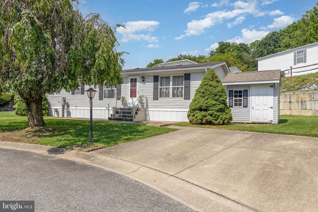 Photo of 1211 Oak Street, NEW PROVIDENCE, PA 17560 (MLS # PALA2074876)