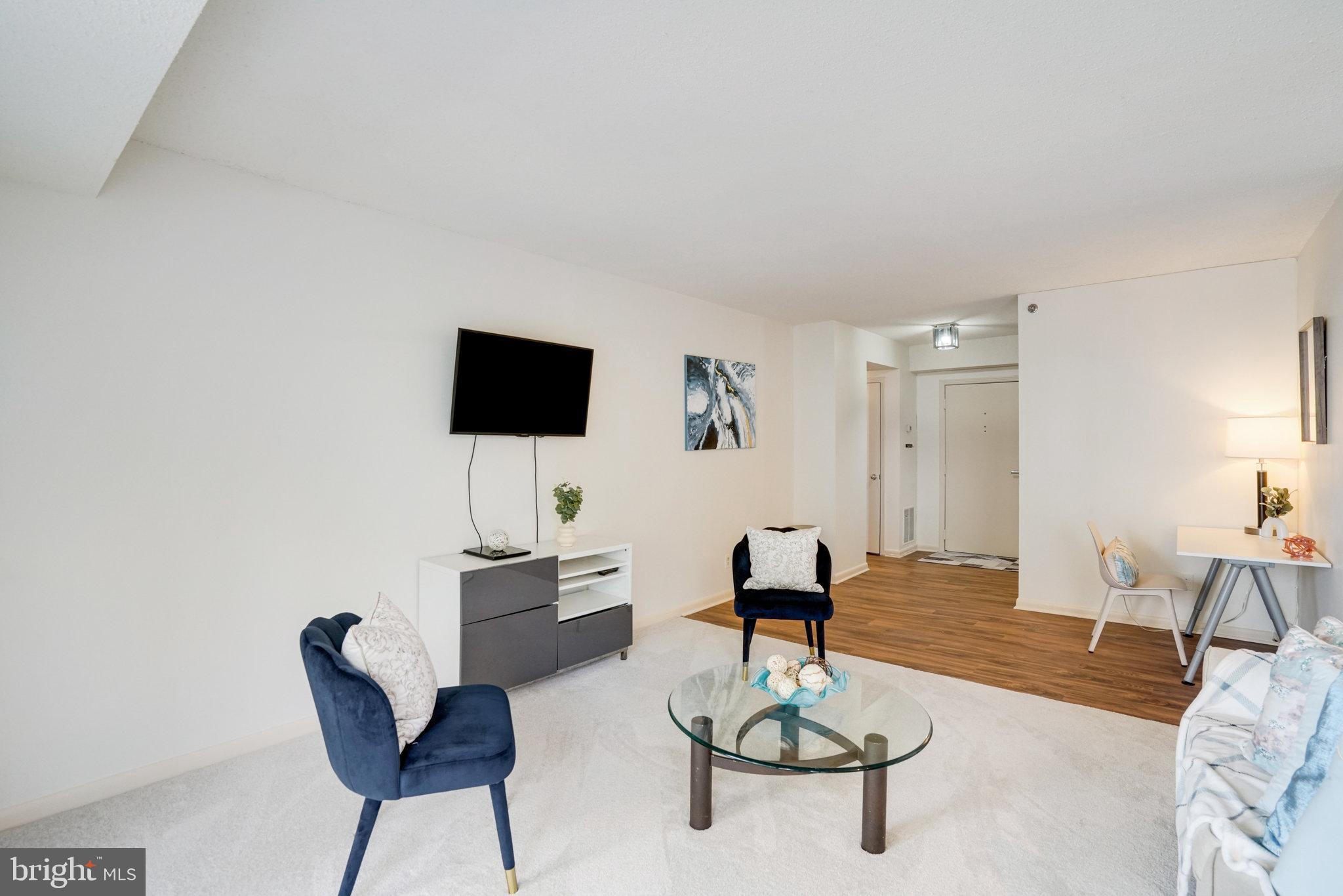 BARKLEY CONDO - Residential