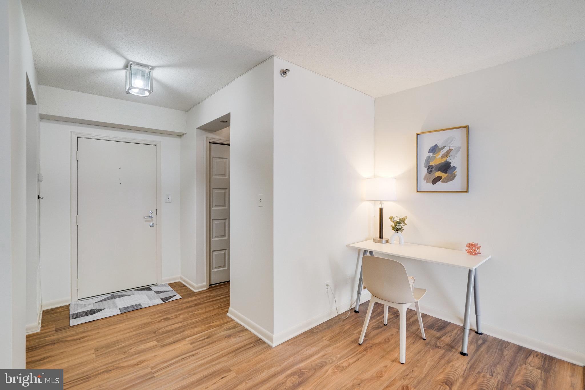 BARKLEY CONDO - Residential