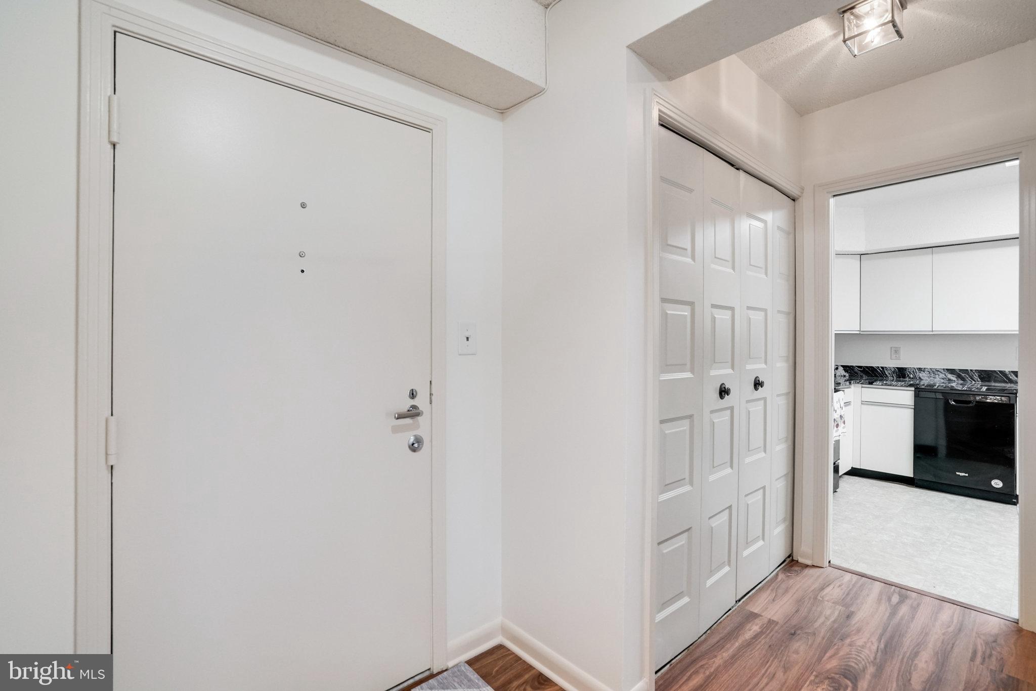 1016 S WAYNE STREET 406