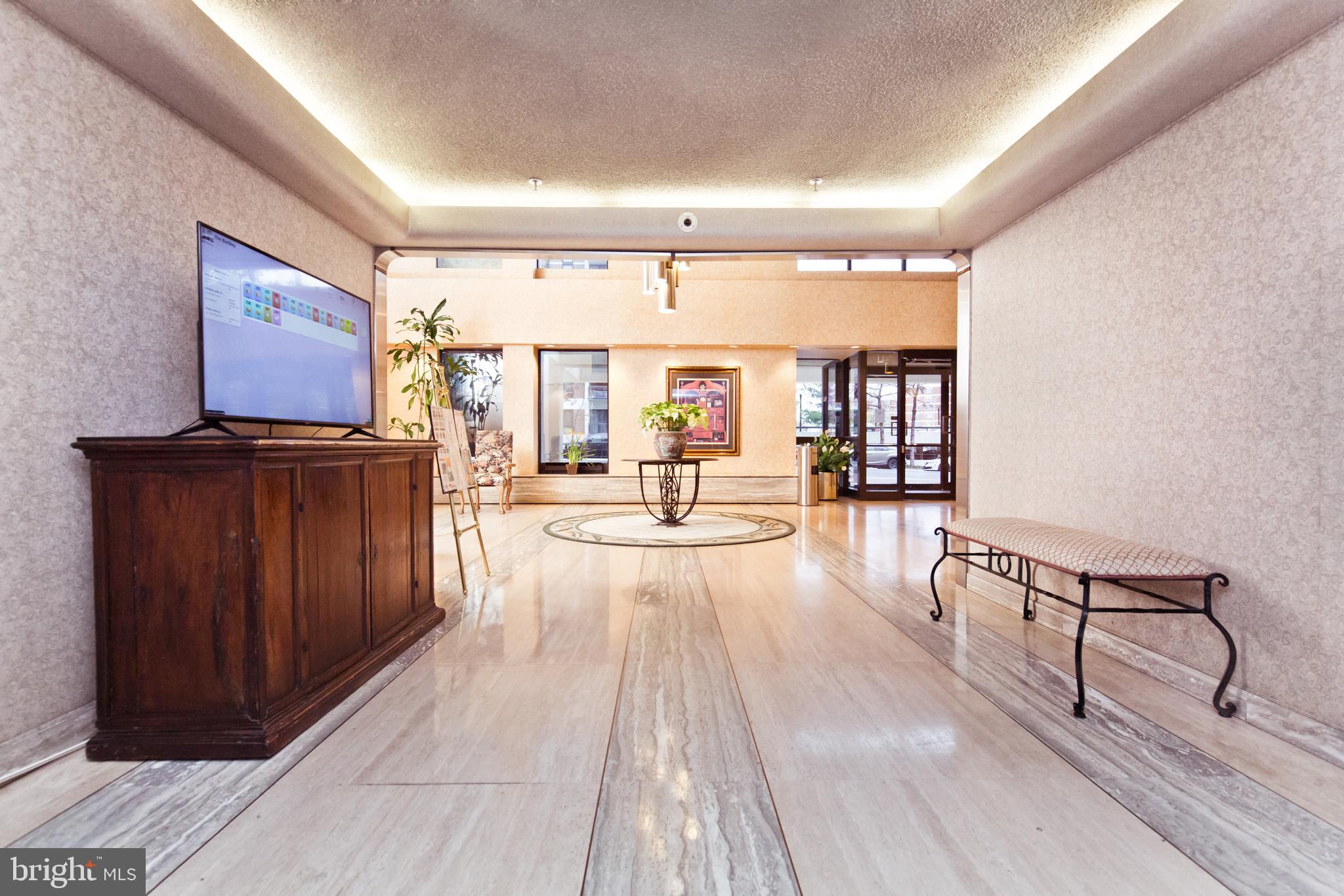 BARKLEY CONDO - Residential