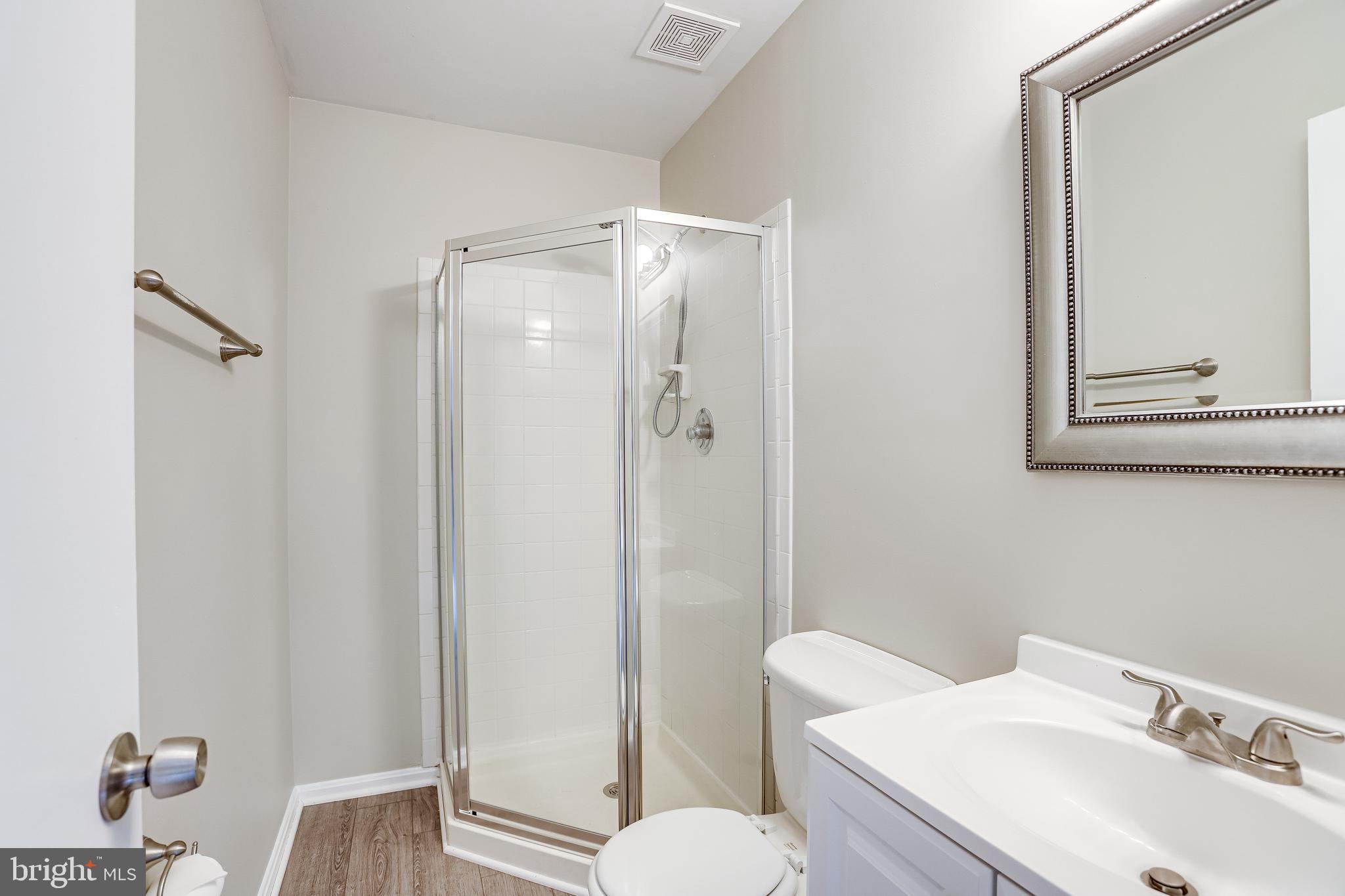 LONGSTREET COMMONS - Residential