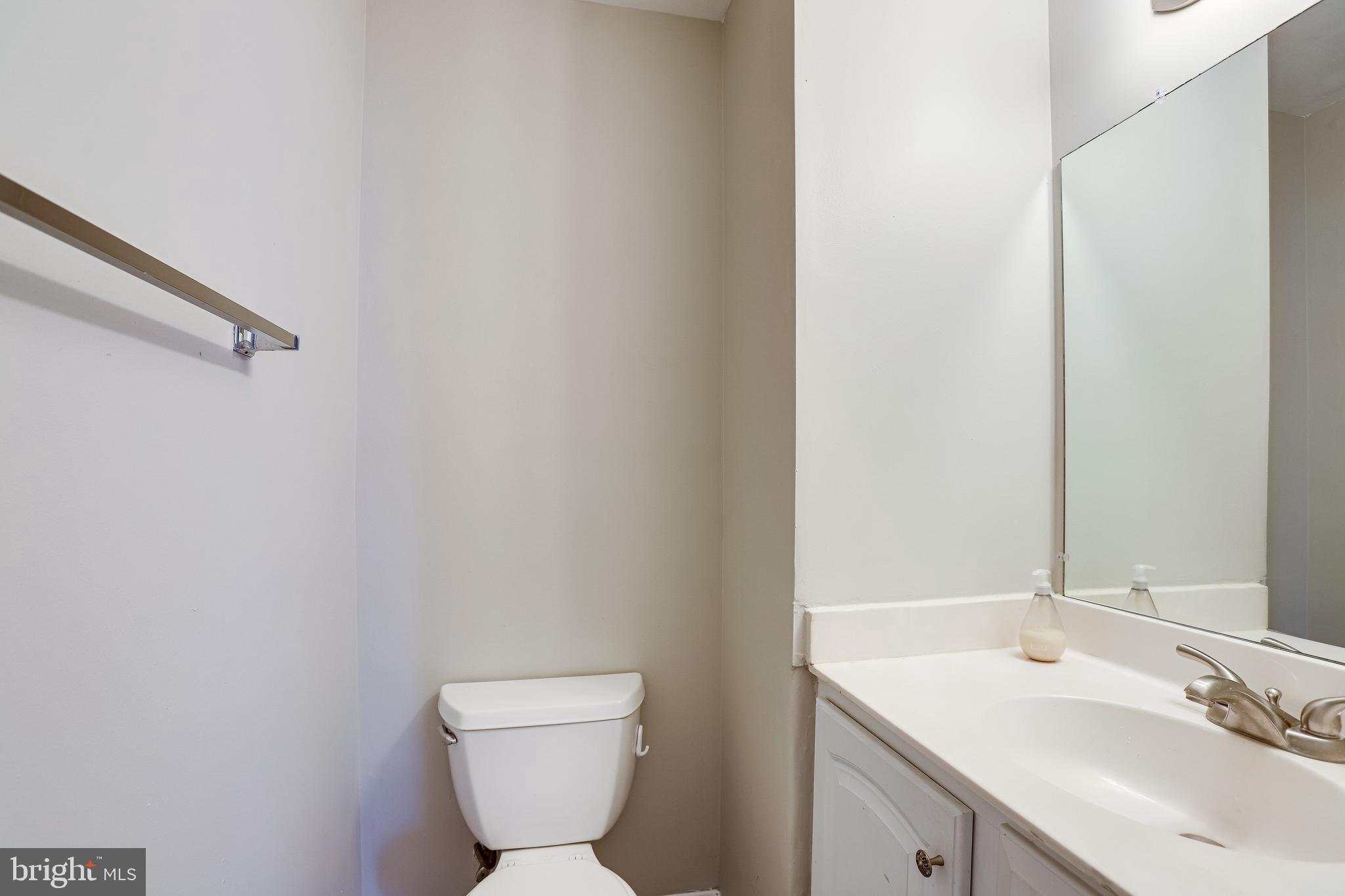 LONGSTREET COMMONS - Residential