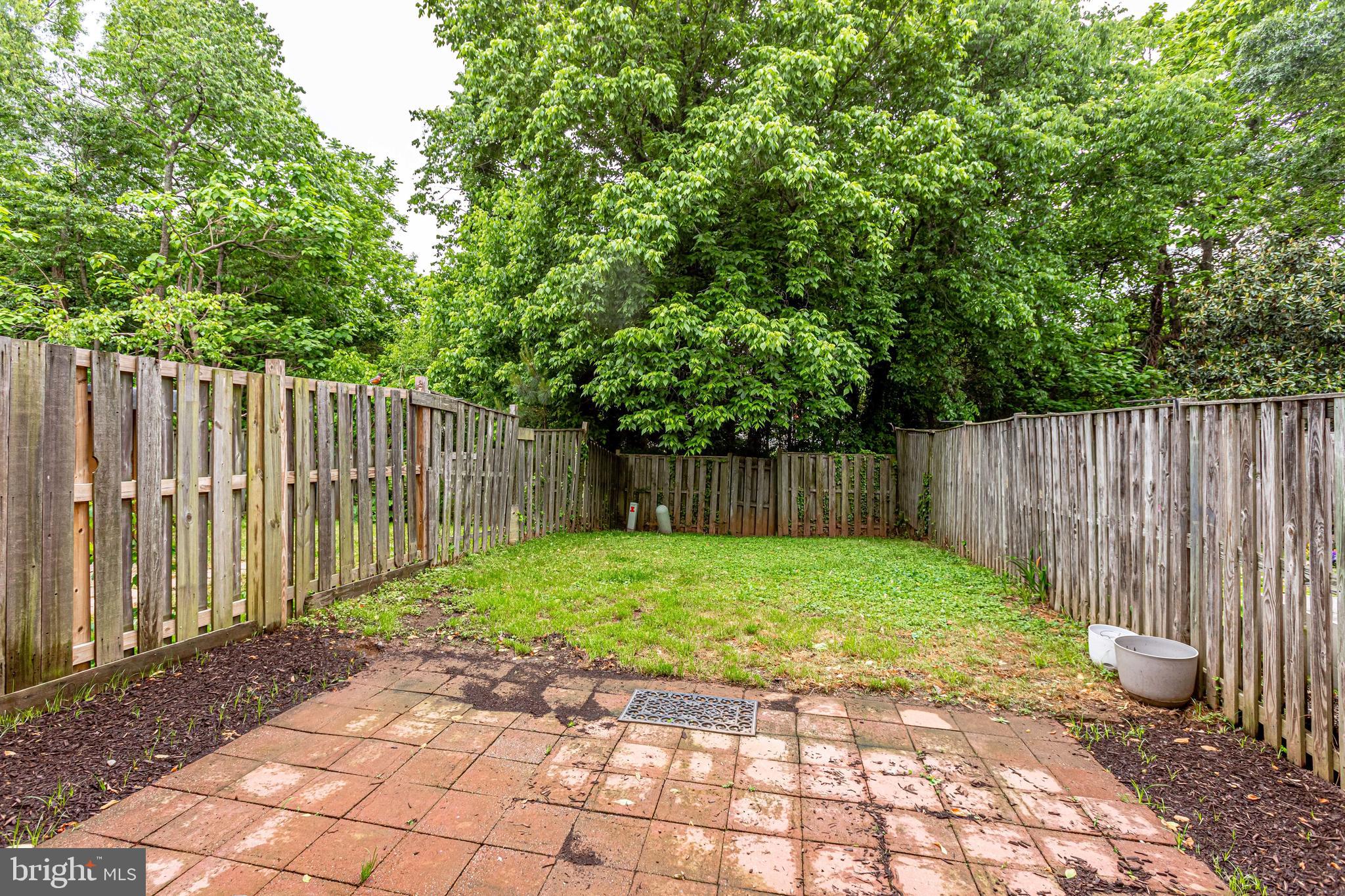 LONGSTREET COMMONS - Residential