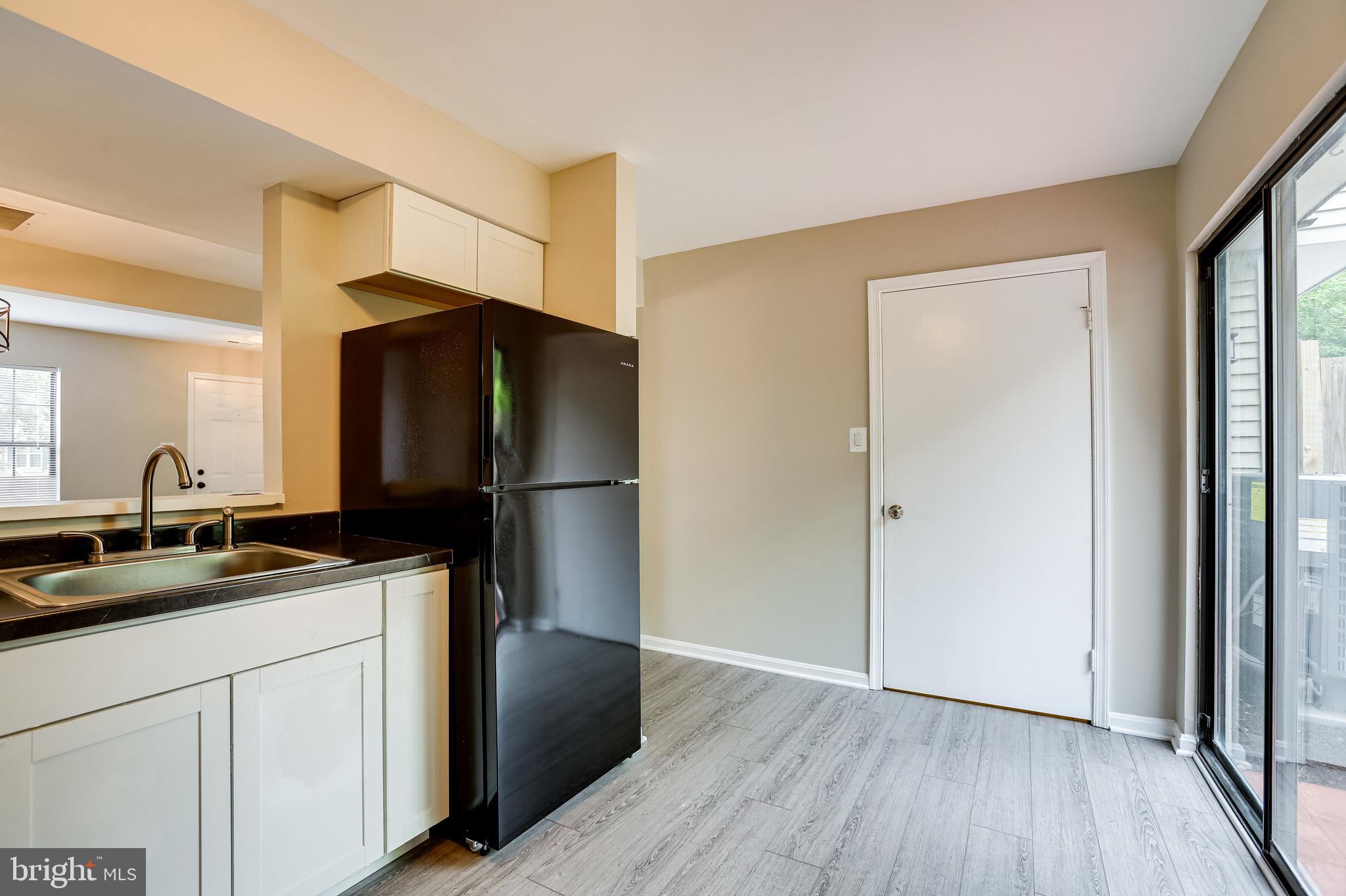 LONGSTREET COMMONS - Residential