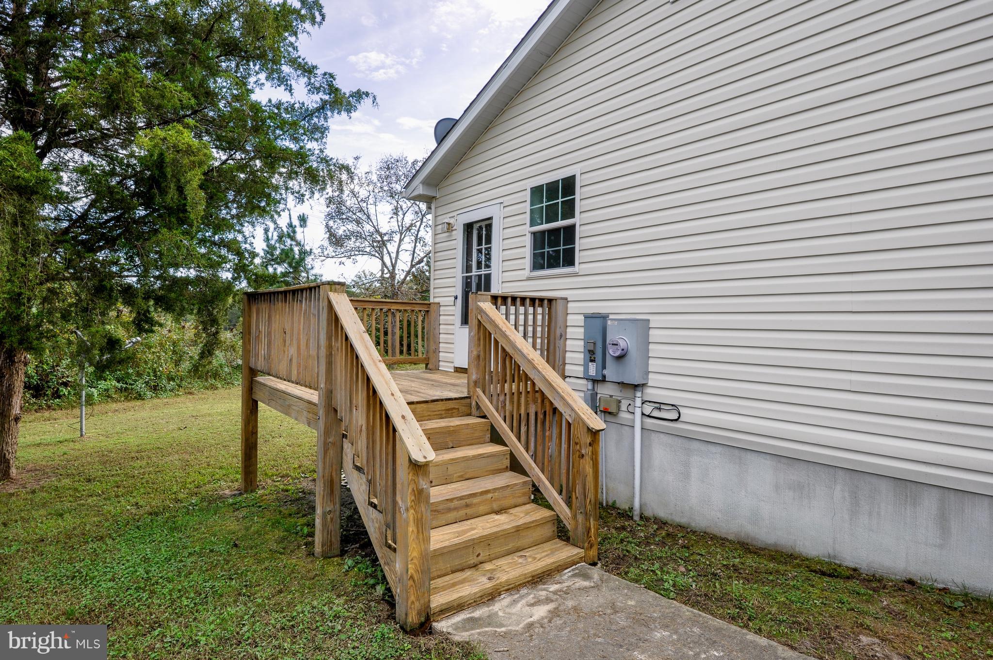 CAROLINE PINES - Residential