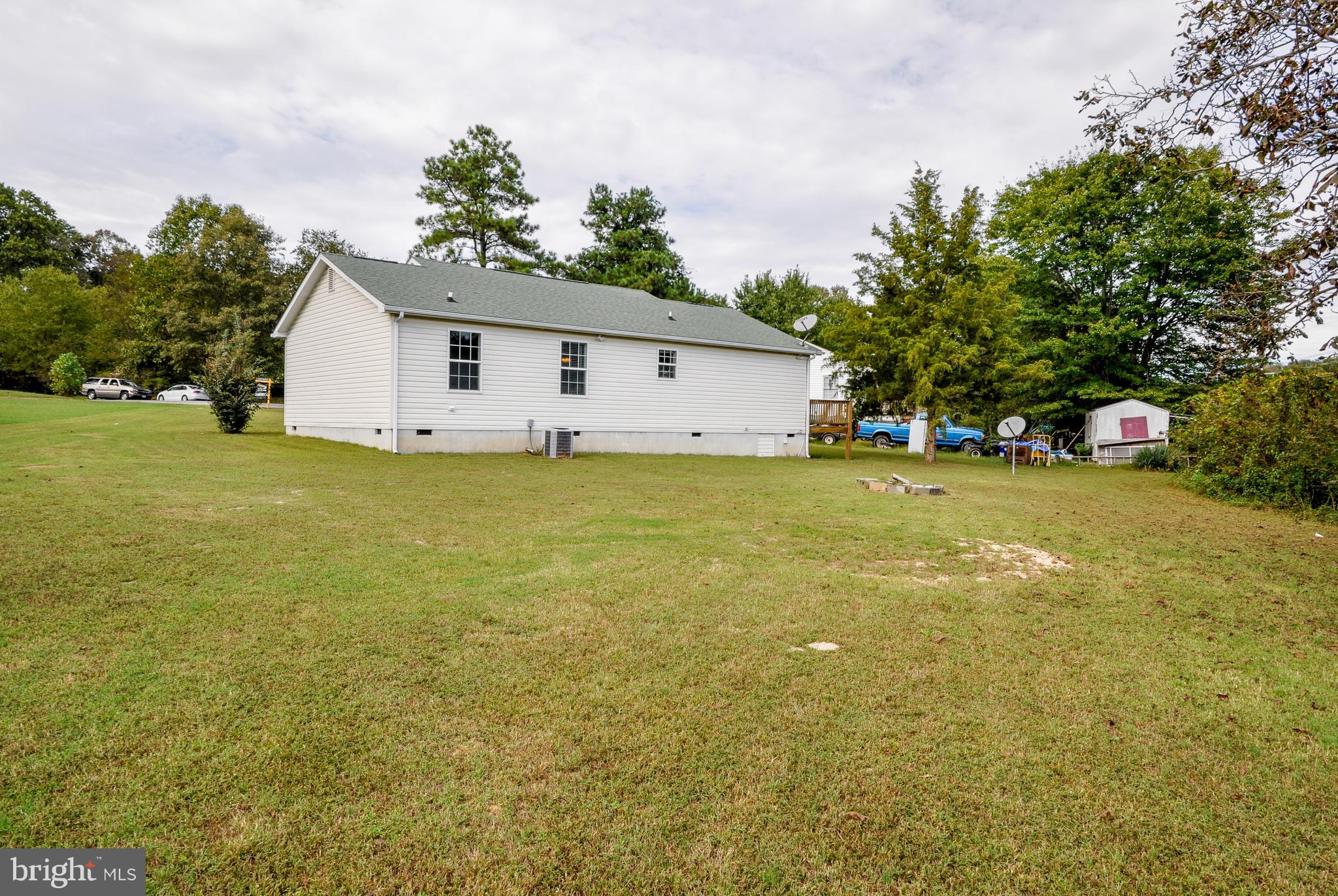 CAROLINE PINES - Residential