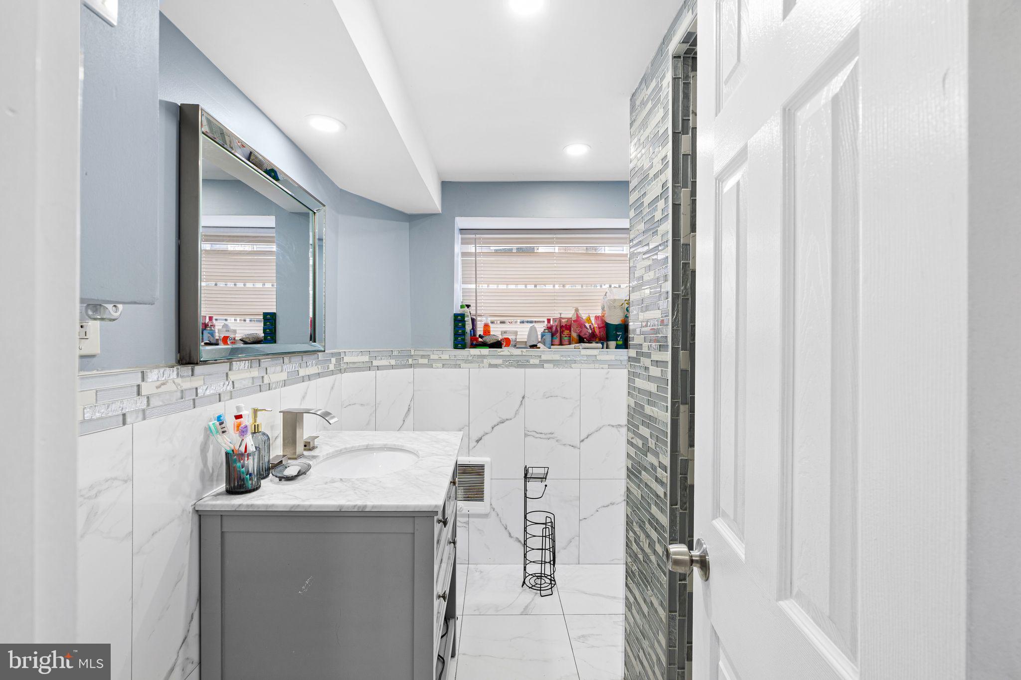 JUNIATA - Residential