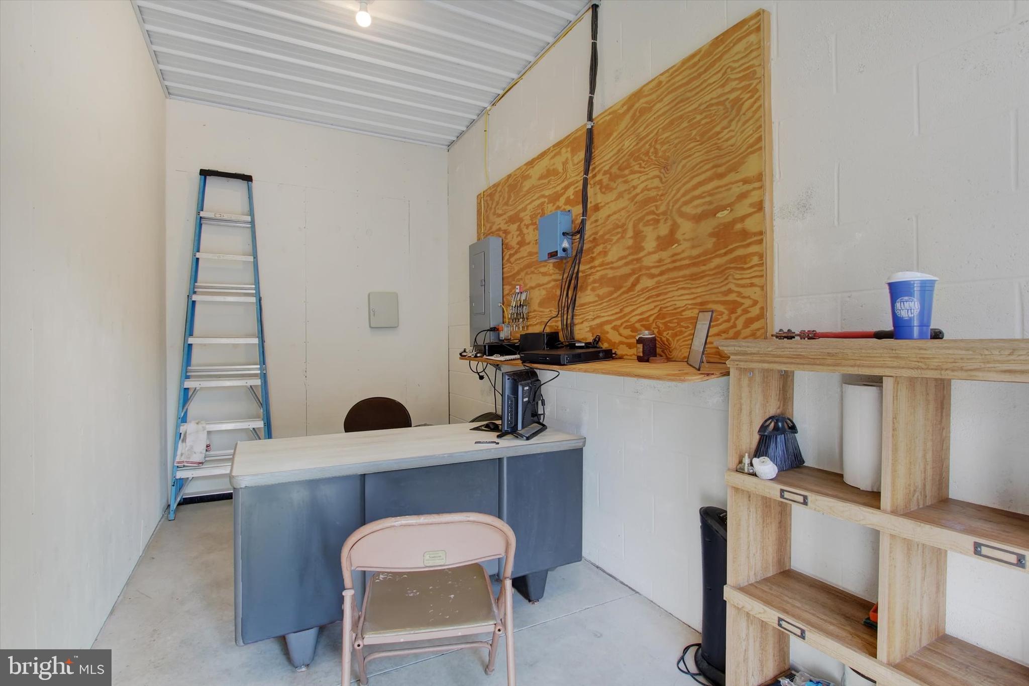 WEST YORK - Commercial Sale