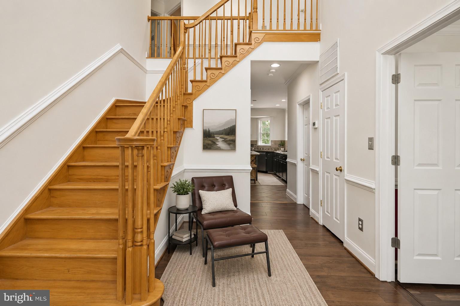 36 CRESTWOOD LANE