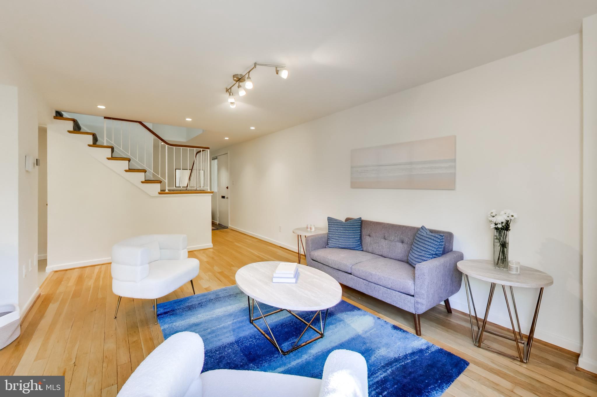 747 3RD STREET SW 402