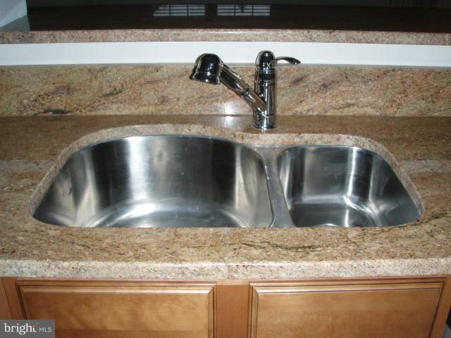 LIFESTYLE AT SULLY STATION - Residential Lease