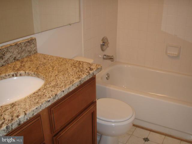 LIFESTYLE AT SULLY STATION - Residential Lease