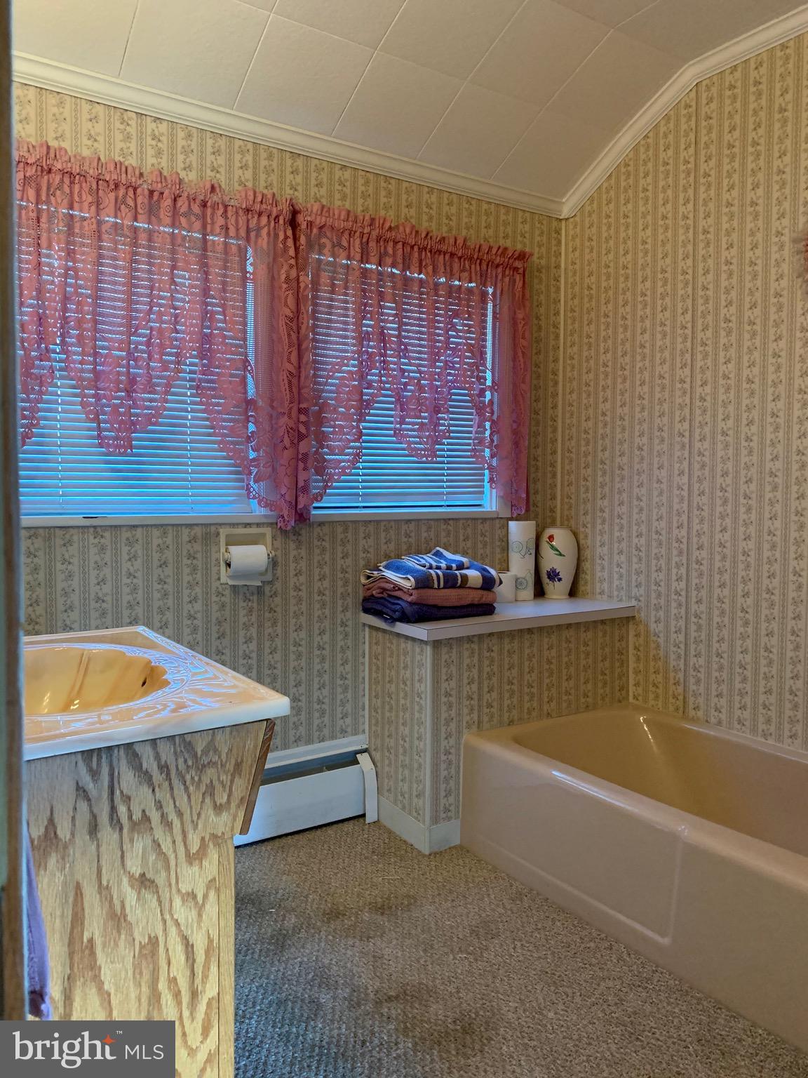 HALLTON HILL - Residential