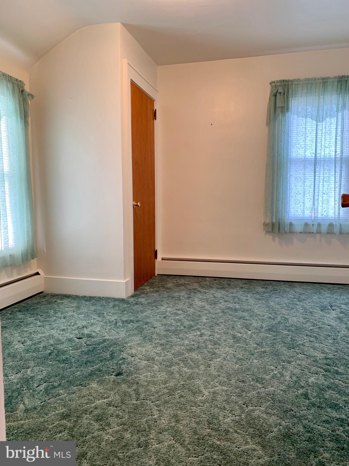 HALLTON HILL - Residential