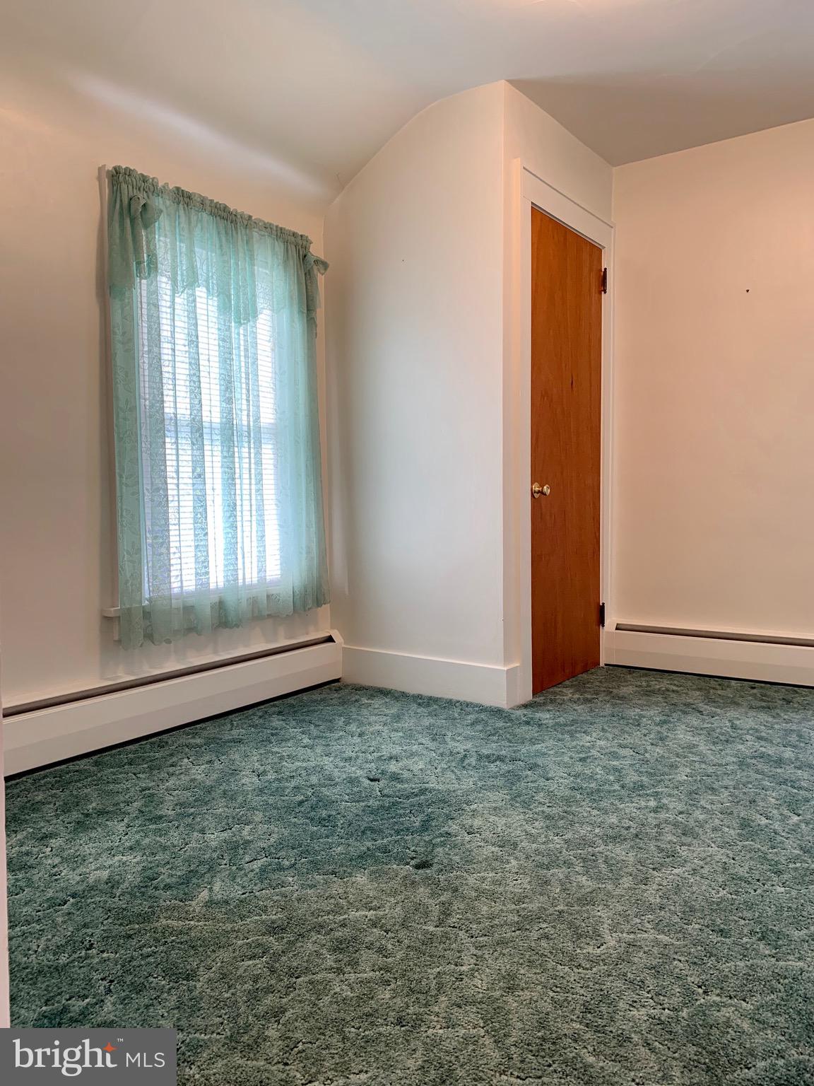 HALLTON HILL - Residential