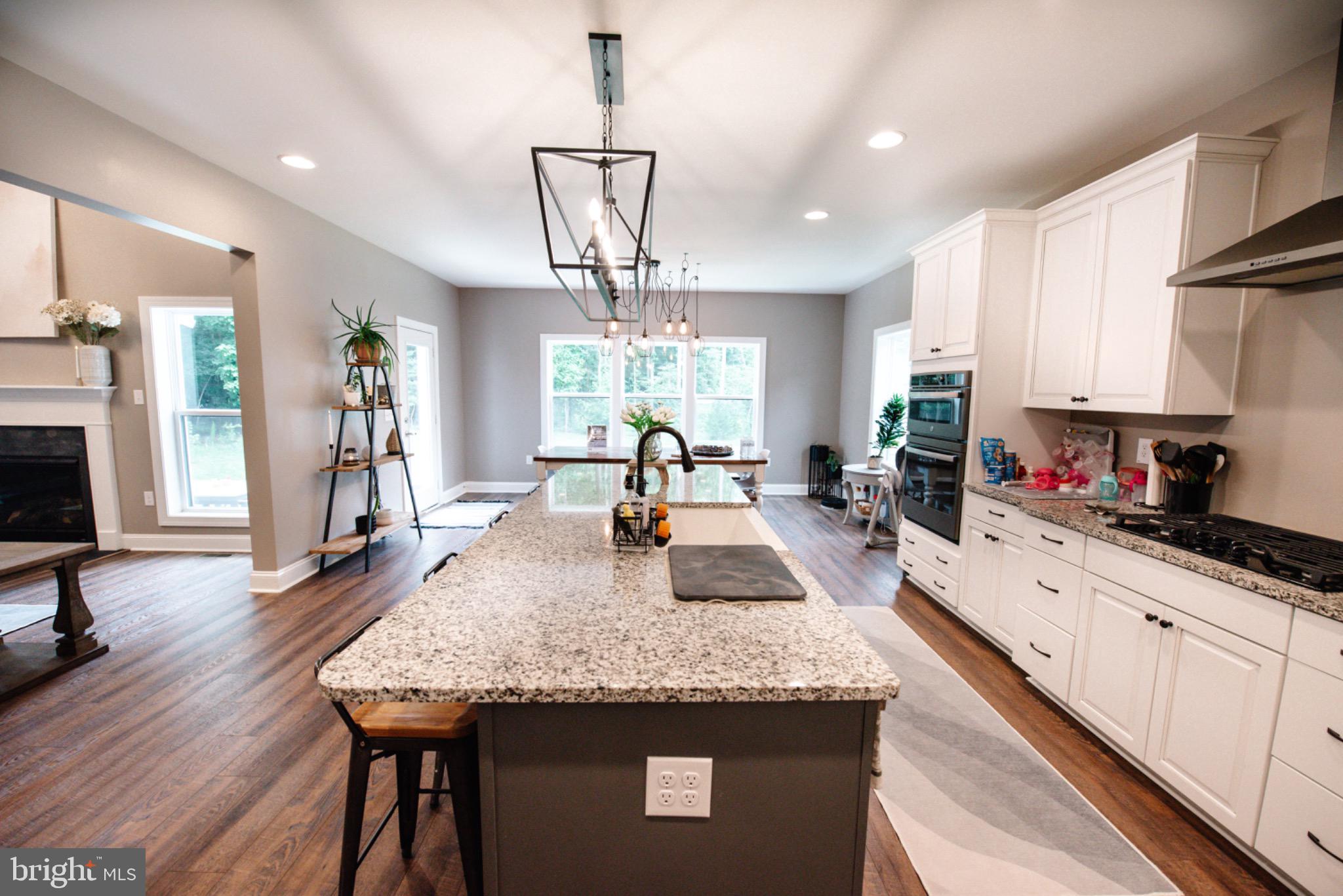 CANAAN WOODS - Residential