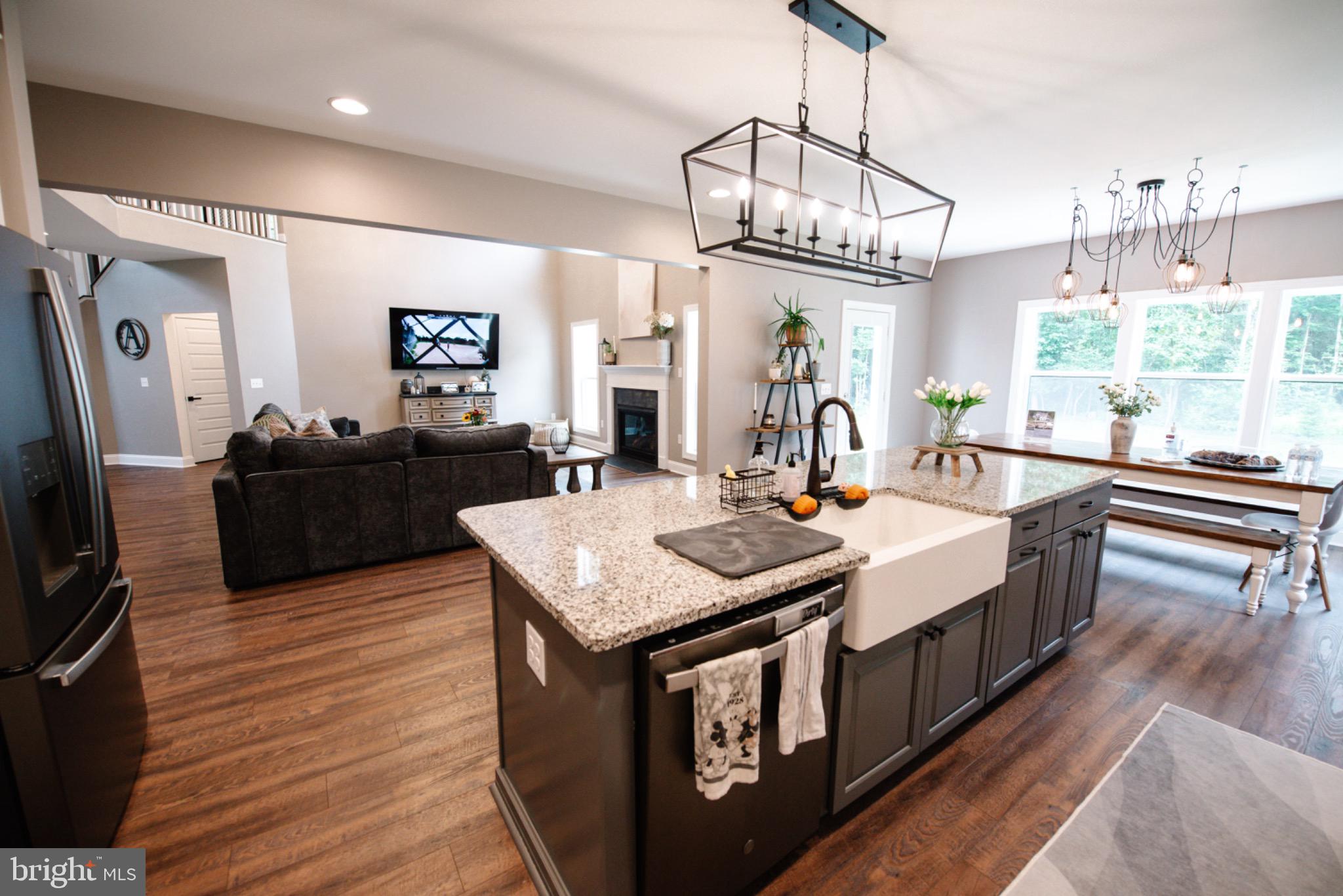 CANAAN WOODS - Residential