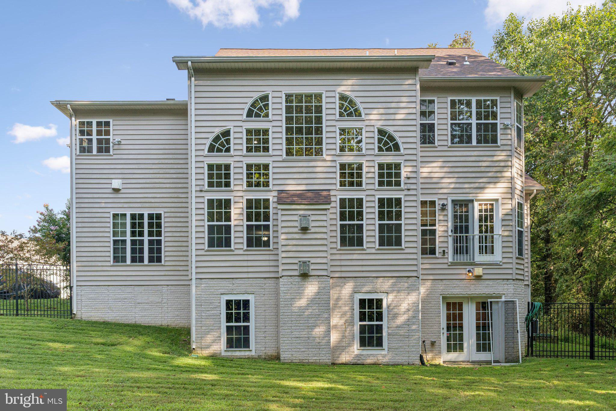 WESTWOOD - Residential Lease