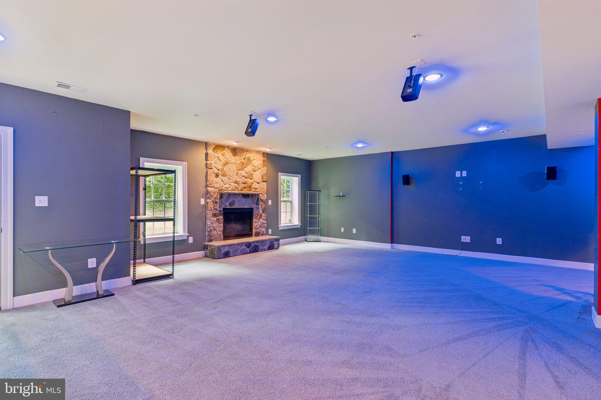 WESTWOOD - Residential Lease