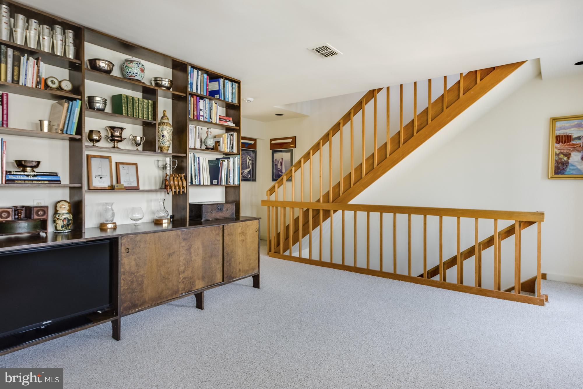 EASTPORT - Residential