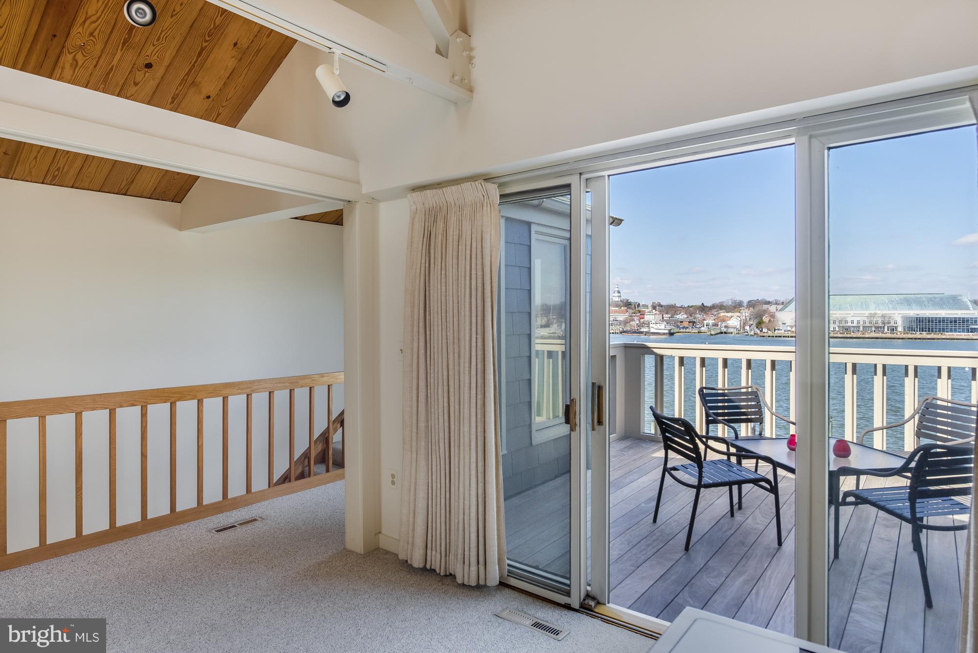 EASTPORT - Residential