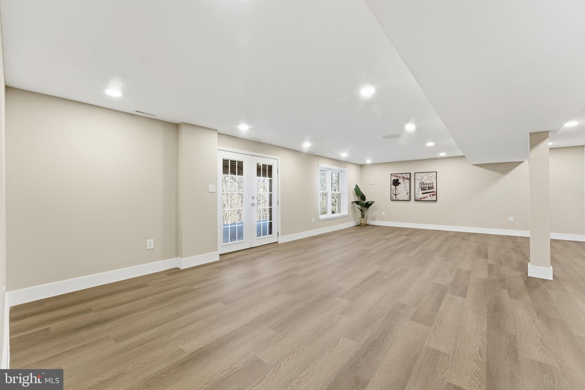 GLEN MILL VILLAGE - Residential