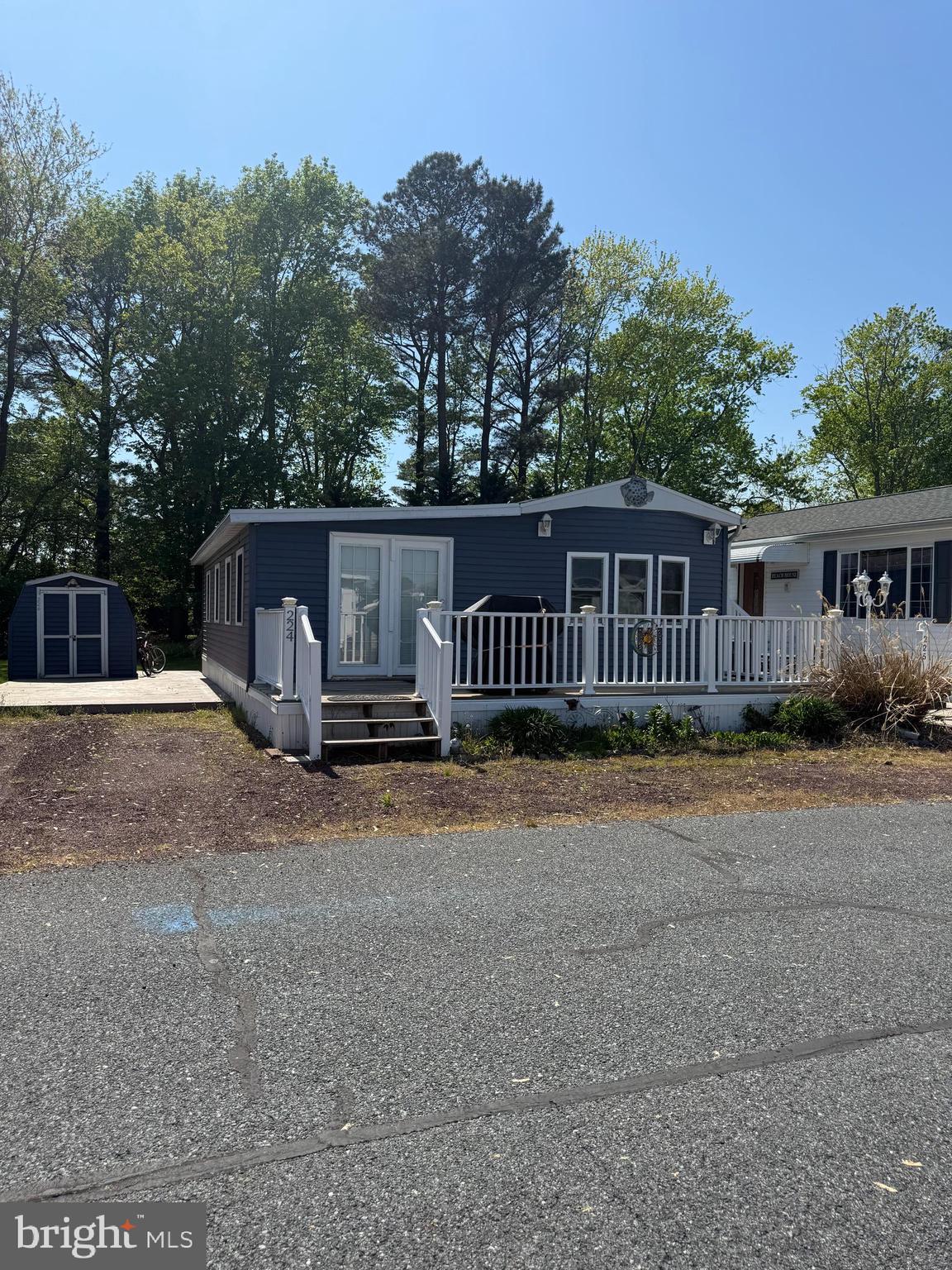 WHITE HORSE PARK I - Residential