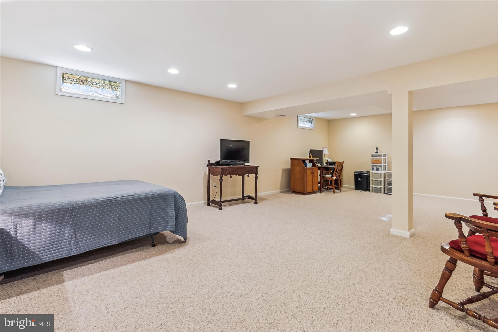 EXETER - Residential