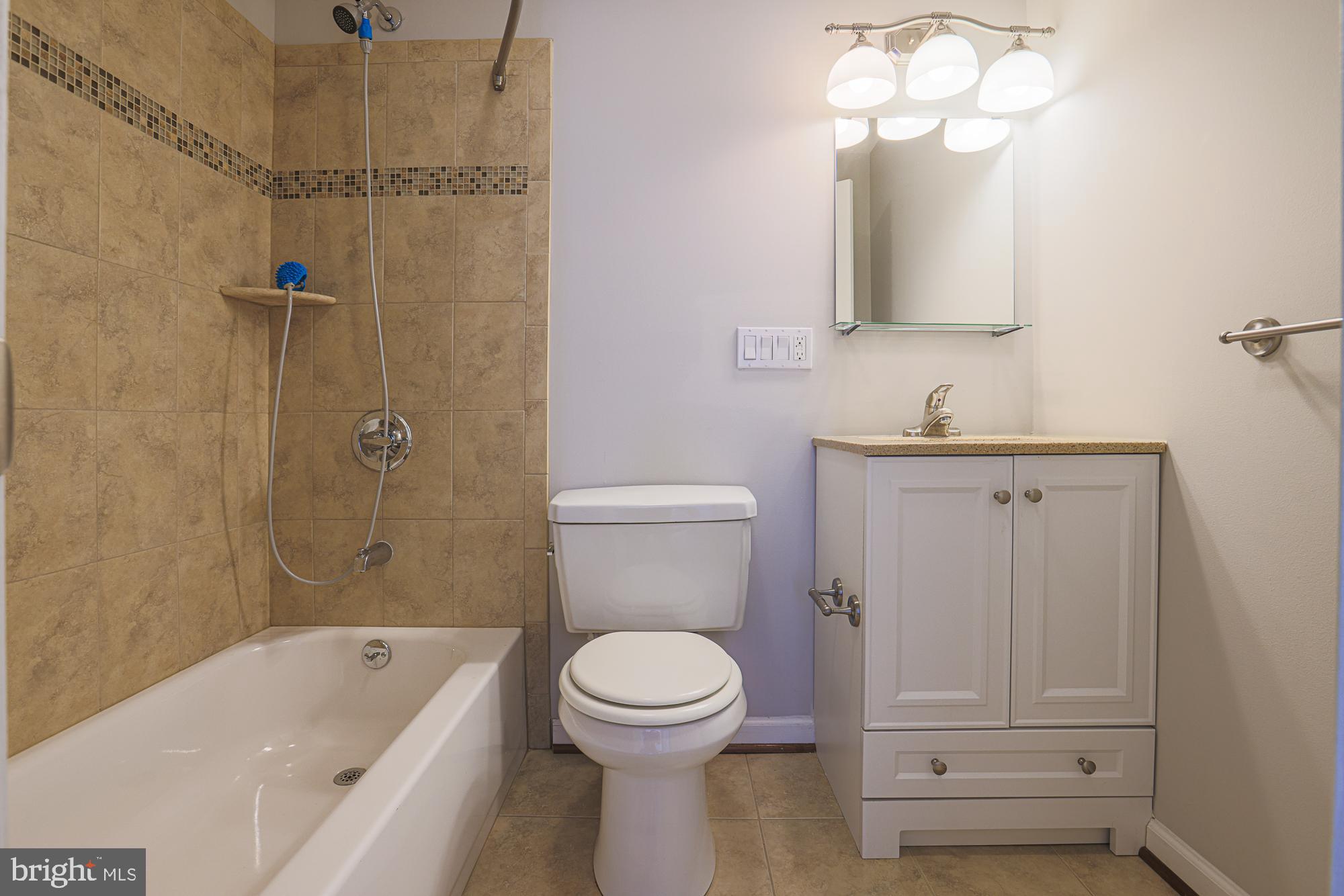 HAMPDEN HISTORIC DISTRICT - Residential